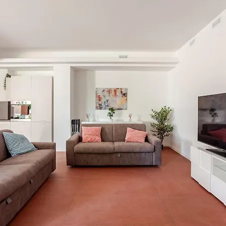 3 Min Da Stazione Garibaldi E Corso Terrazzo Apartman